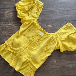 Yellow Line and Dot top